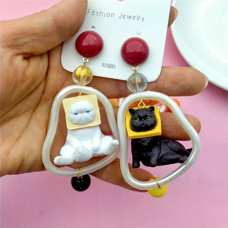 Cute Cat Exaggerated Earrings 6 Cute Cat Exaggerated Earrings - Image 4