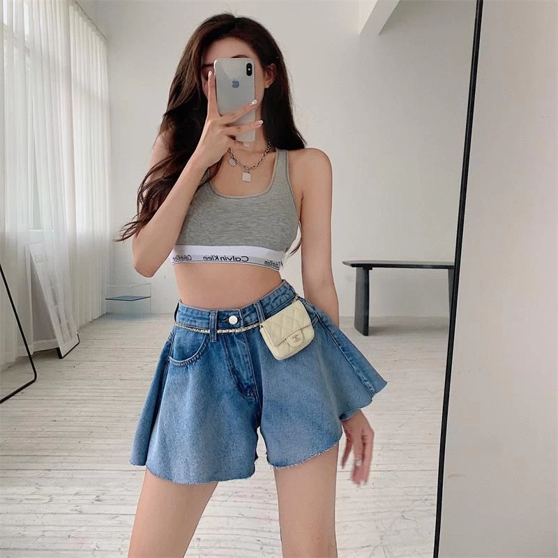 Korean High Waist A-word Wide Leg Shorts 5 Korean High Waist A-word Wide Leg Shorts - Image 3