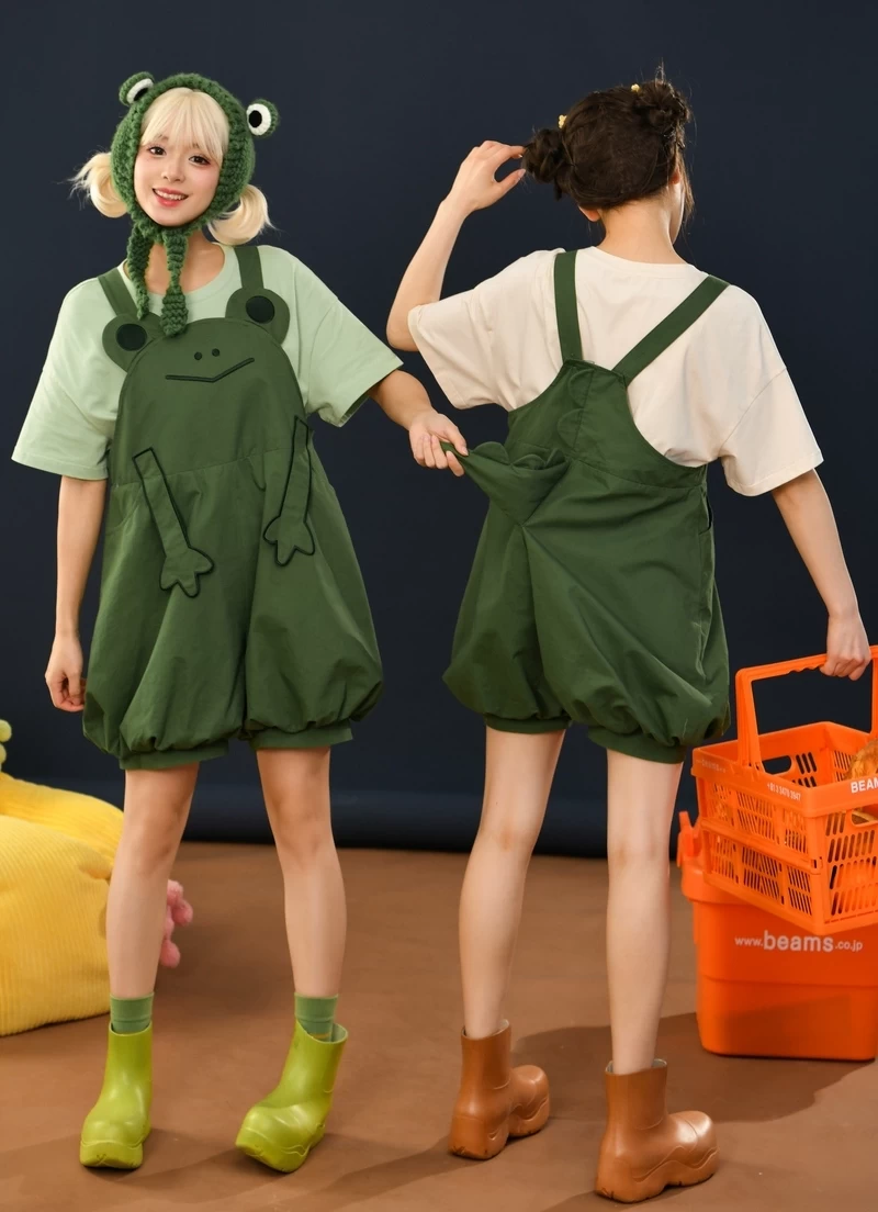 Cute Green Frog Three-Dimensional Overalls 3 Cute Green Frog Three-Dimensional Overalls