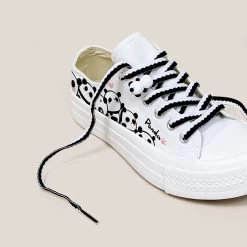 Cute Hand-Painted Panda Print Low-top Canvas Shoes -Kawaii Fashion Shop Cute Hand Painted Panda Print Low top Canvas Shoes 4