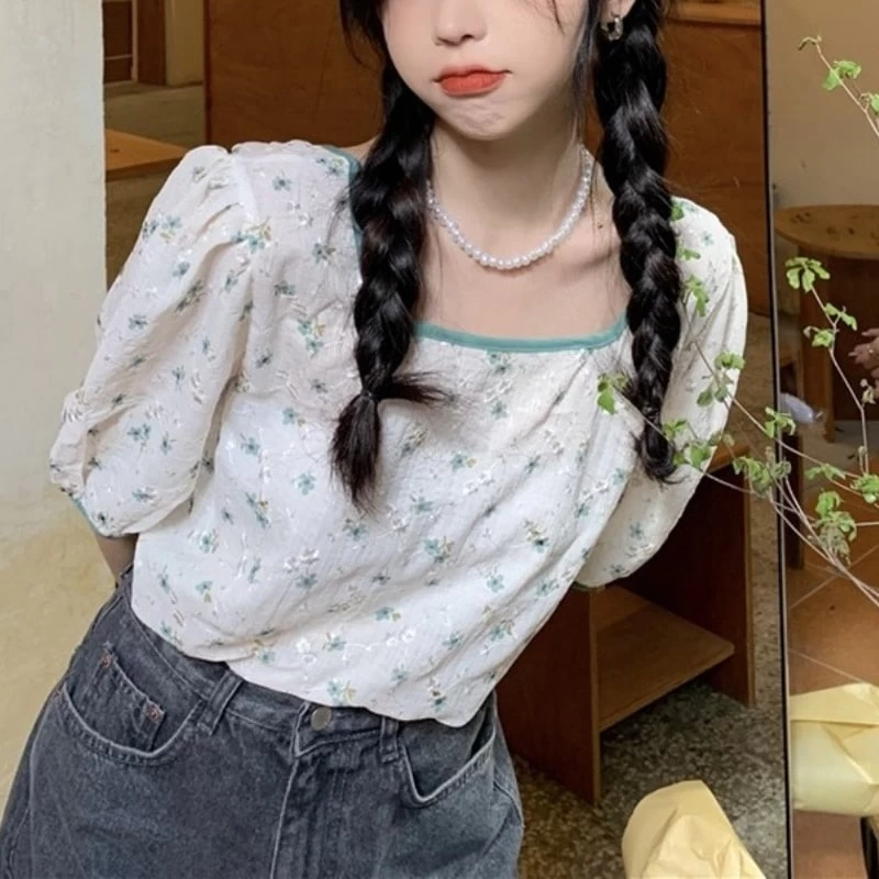 French Sweet Puffer Sleeve Tops 3 French Sweet Puffer Sleeve Tops