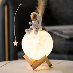 Kawaii Astronaut Starry Night Light With Humidifier
