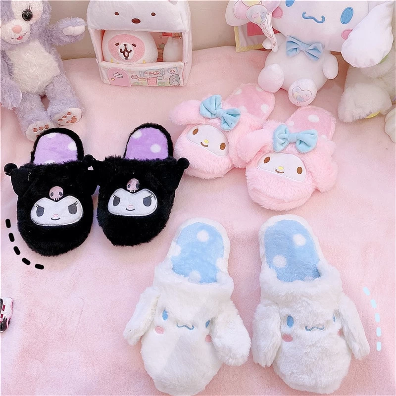 Kawaii Fuzzy Kuromi Slippers 4 Kawaii Fuzzy Kuromi Slippers - Image 2