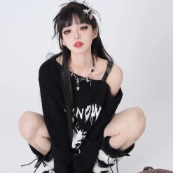 Japanese Harajuku Style Black Comic Embroidered Sweater -Kawaii Fashion Shop Japanese Harajuku Style Black Comic Embroidered Sweater 5