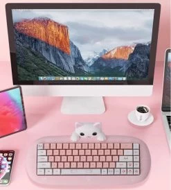 Kawaii Cat-Shaped Pink Wireless Bluetooth Mechanical Keyboard 18 Kawaii Cat-Shaped Pink Wireless Bluetooth Mechanical Keyboard -Kawaii Fashion Shop Kawaii cat shaped pink wireless bluetooth mechanical keyboard 10