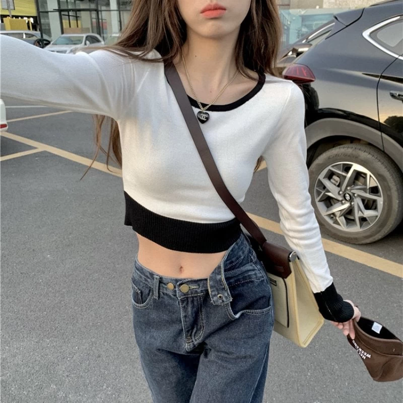 Korean Double Color Short Sweater 8 Korean Double Color Short Sweater - Image 6