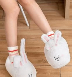 Kawaii White Bunny Plush Cotton Slippers -Kawaii Fashion Shop O1CN01YbdDGX1kn107FxGRK 1927024727