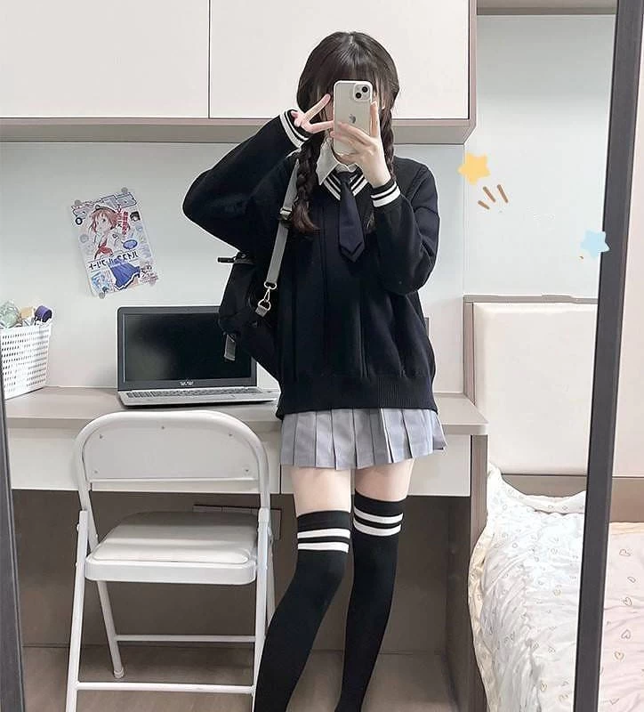 Preppy Style V-Neck Embroidered Pullover Sweater 3 Preppy Style V-Neck Embroidered Pullover Sweater