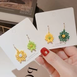 Mismatched Daisy Inspired Earrings 10 Mismatched Daisy Inspired Earrings -Kawaii Fashion Shop Punk Phoenix Jewelry Earrings Sales Hit Color Flowers Wild Simple Temperament Small Fresh Earrings Fashion New 3