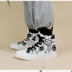 Retro Cartoon Bear Graffiti High-Top Canvas Shoes -Kawaii Fashion Shop Retro Cartoon Bear Graffiti High Top Canvas Shoes 1