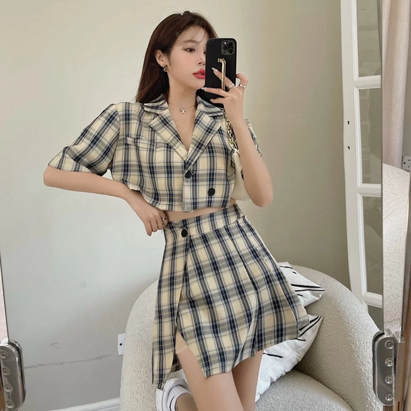 Retro Plaid Split Short Skirt 7 Retro Plaid Split Short Skirt - Image 5