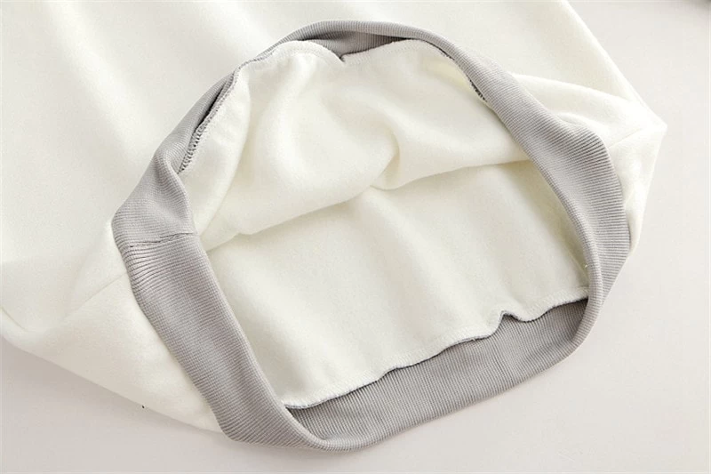 Mini Cat Embroidery Long Sleeve Sweatshirt 8 Mini Cat Embroidery Long Sleeve Sweatshirt - Image 6